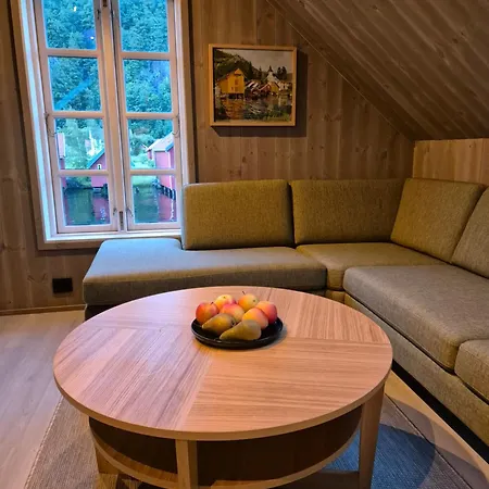 شقة Feda Waterfront Is A Family Friendly By The River And Fjord